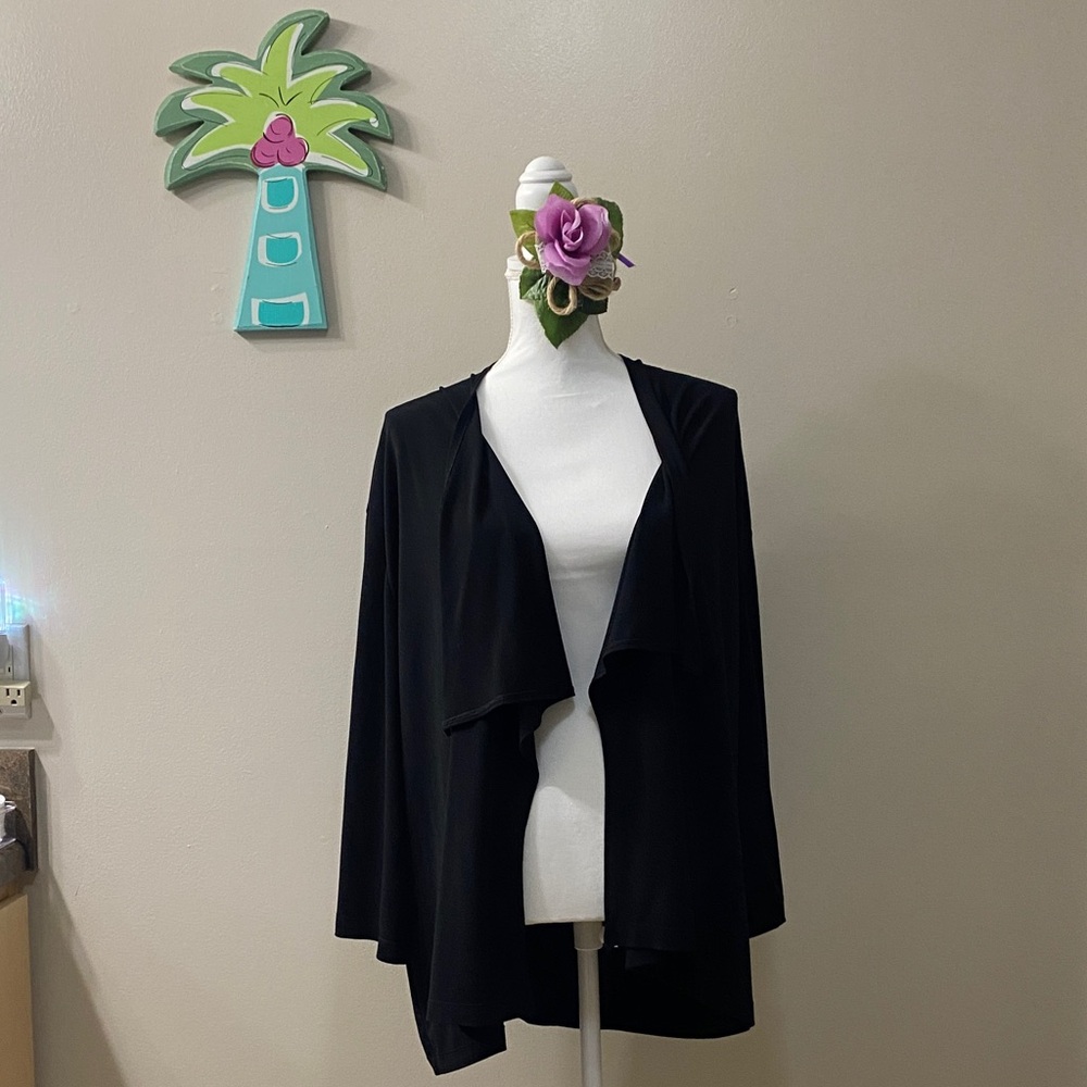 Vintage: White Stag Black Open Staggered Front Cardigan